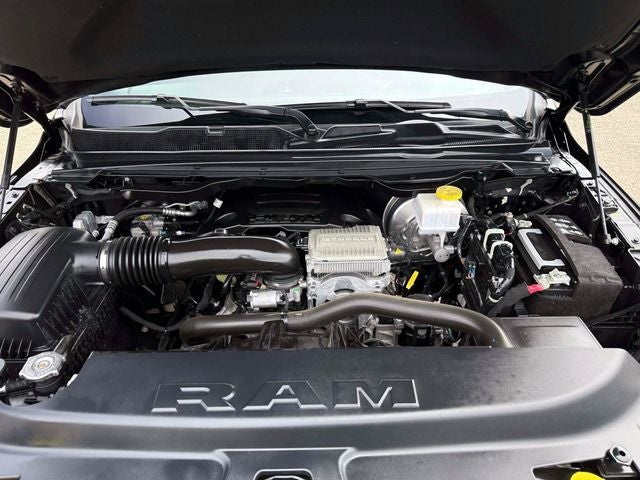 2024 RAM 1500 Big Horn Quad Cab 4x4 6'4' Box