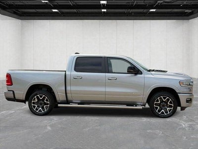 2025 RAM 1500 Laramie Crew Cab 4x4 5'7' Box