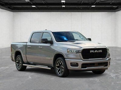 2025 RAM 1500 Laramie Crew Cab 4x4 5'7' Box