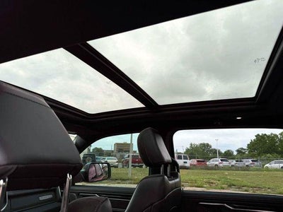 2021 RAM 1500 Laramie Crew Cab 4x4 5'7' Box