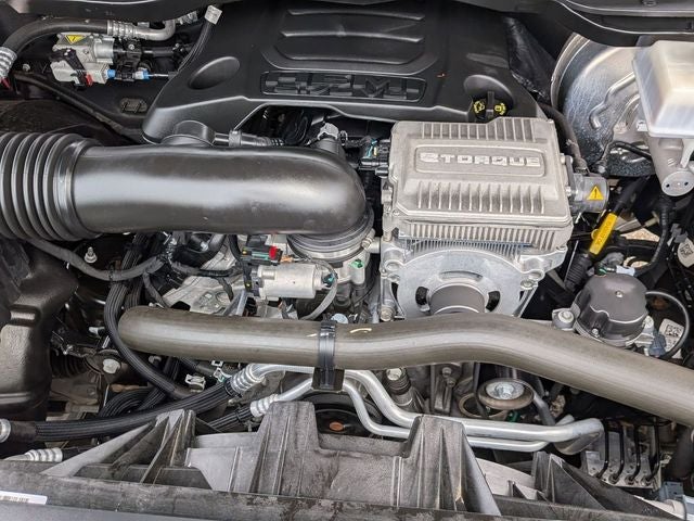 2024 RAM 1500 Laramie Crew Cab 4x4 5'7' Box