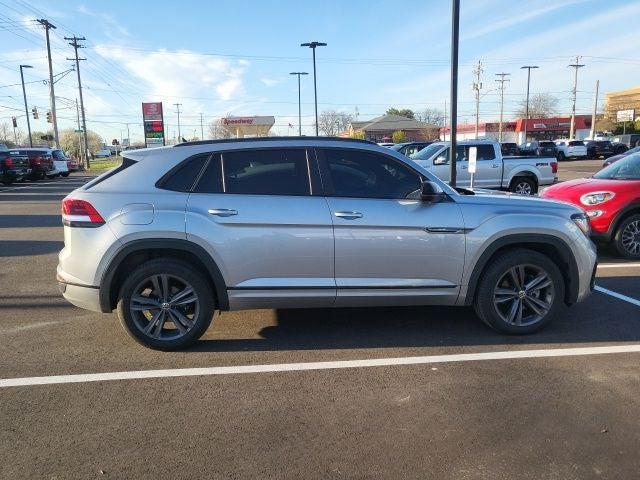 2021 Volkswagen Atlas Cross Sport 3.6L V6 SE w/Technology R-Line