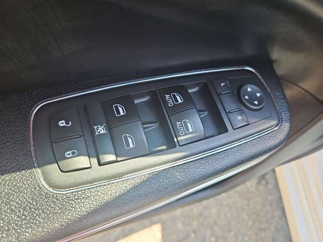 2018 Chrysler 300 300S AWD