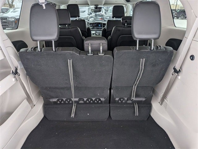 2023 Chrysler Pacifica Touring L AWD