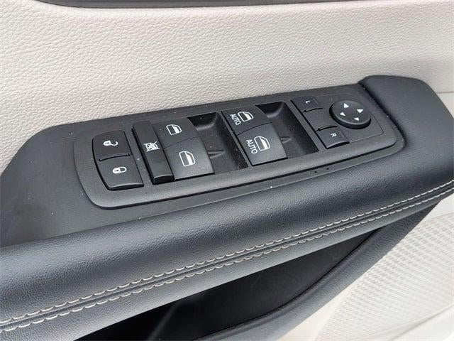 2023 Chrysler Pacifica Touring L AWD