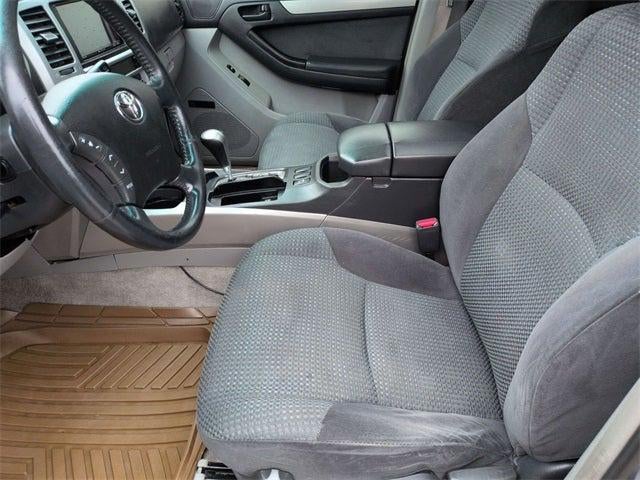 2004 Toyota 4Runner SR5 V8