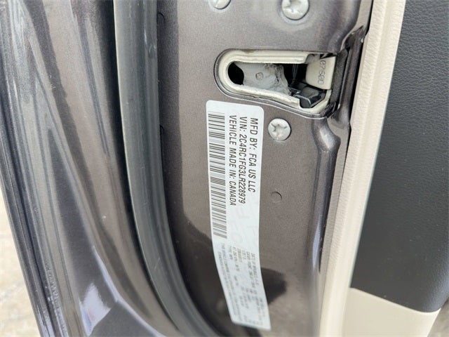 2020 Chrysler Pacifica Touring