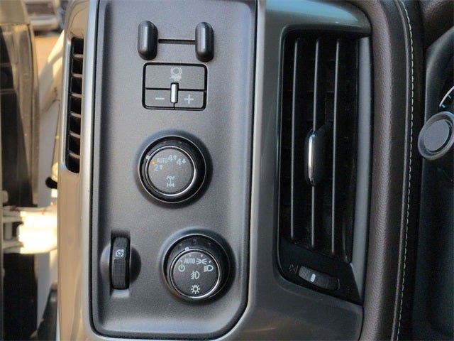 2018 Chevrolet Silverado 1500 LTZ 2LZ