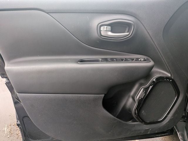 2023 Jeep Renegade Altitude