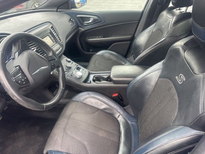 2015 Chrysler 200 S