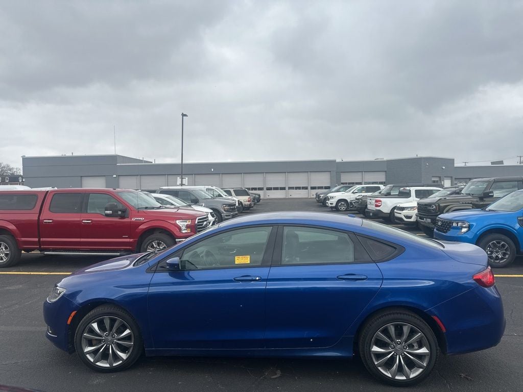 2015 Chrysler 200 S