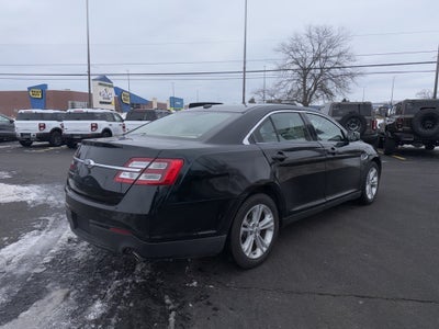 2017 Ford Taurus SE