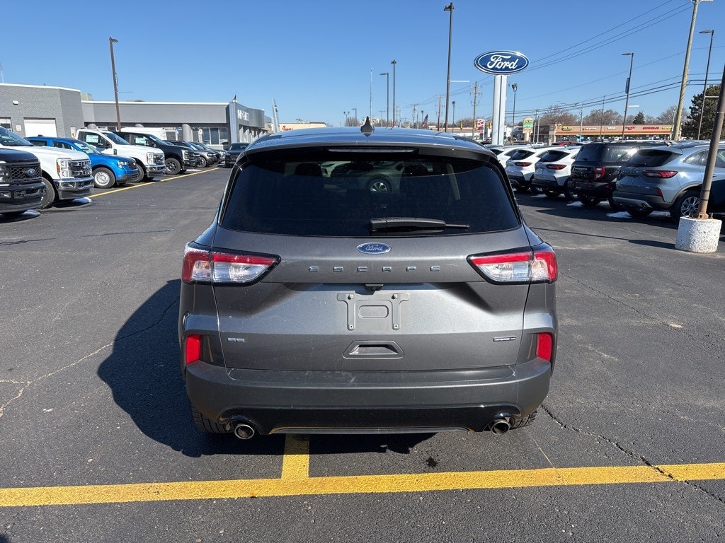 2021 Ford Escape SE Hybrid