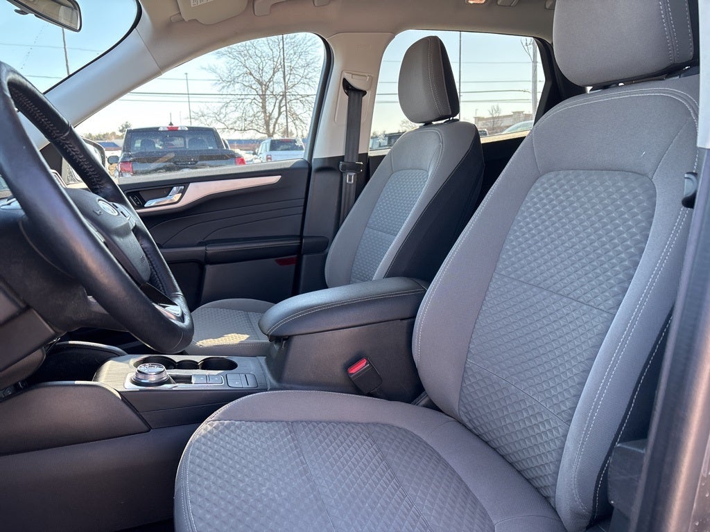 2021 Ford Escape SE Hybrid