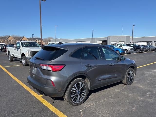 2021 Ford Escape SE Hybrid