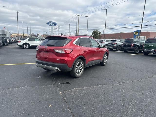 2020 Ford Escape Titanium