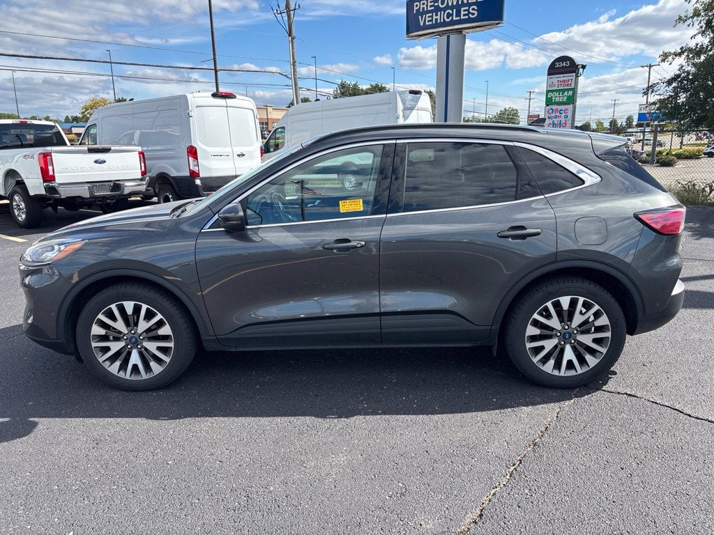 2020 Ford Escape Titanium