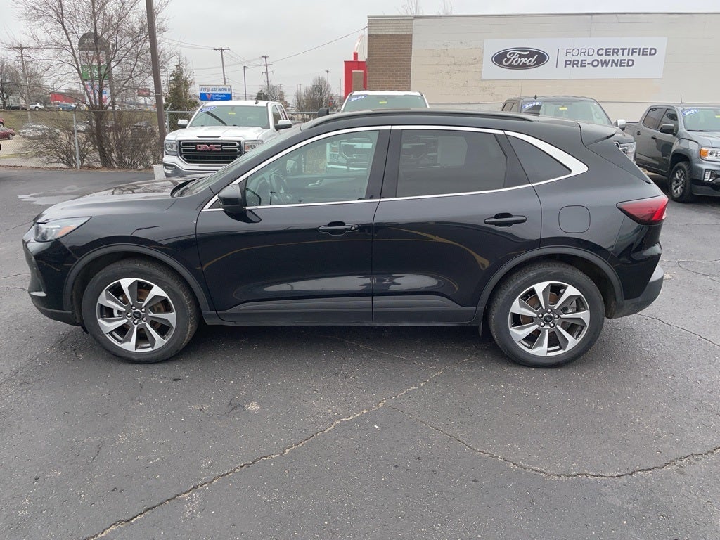 2024 Ford Escape Platinum