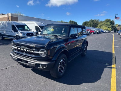 2024 Ford Bronco Outer Banks
