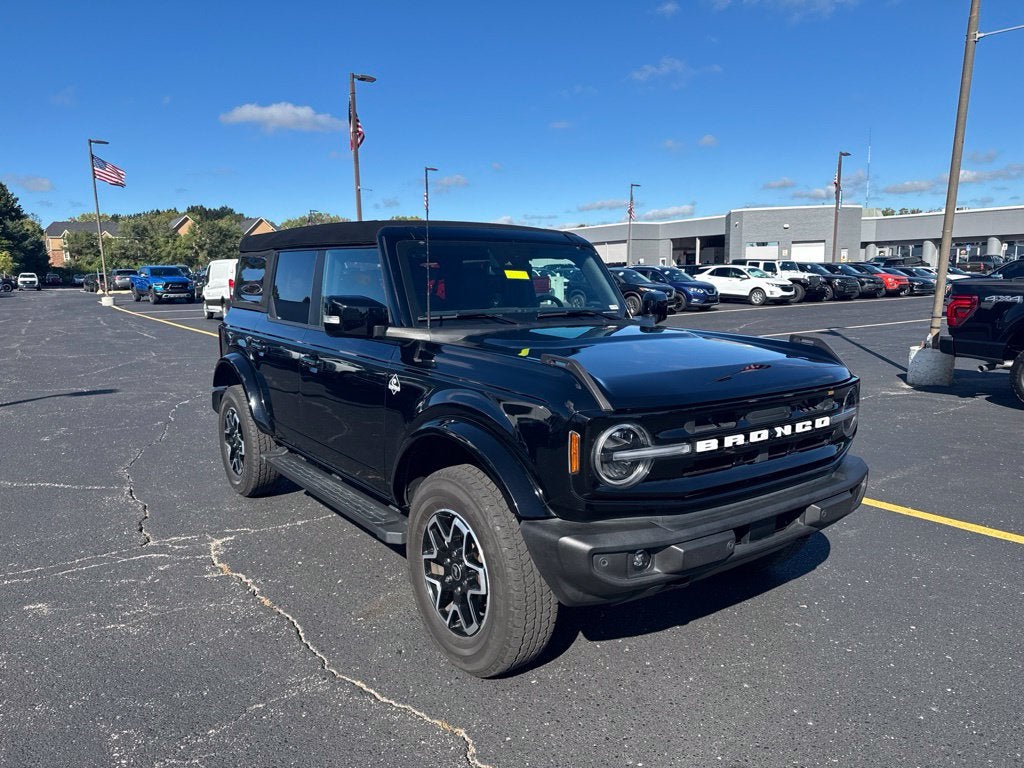 2024 Ford Bronco Outer Banks