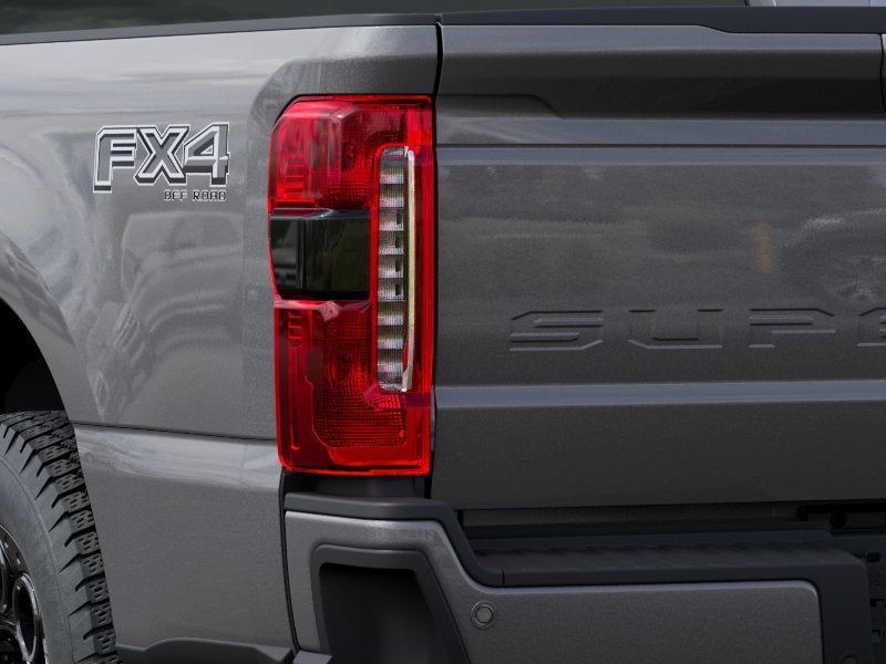 2027 Ford F-350SD XLT