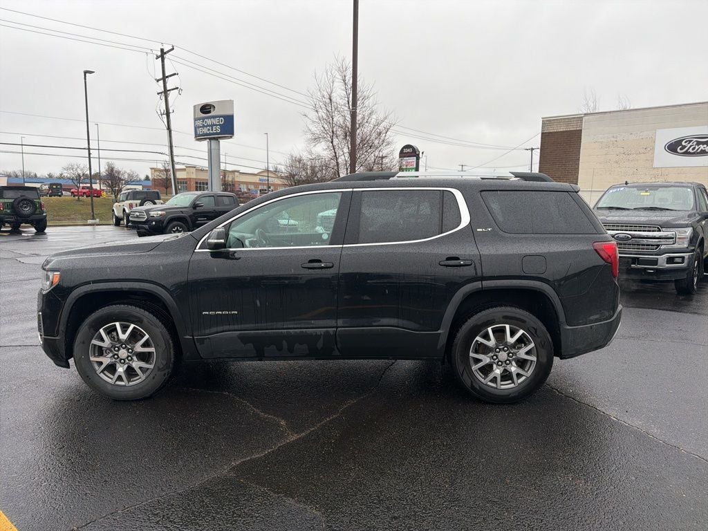 2023 GMC Acadia SLT