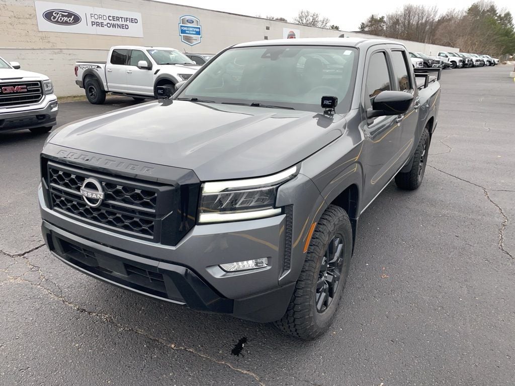 2023 Nissan Frontier SV