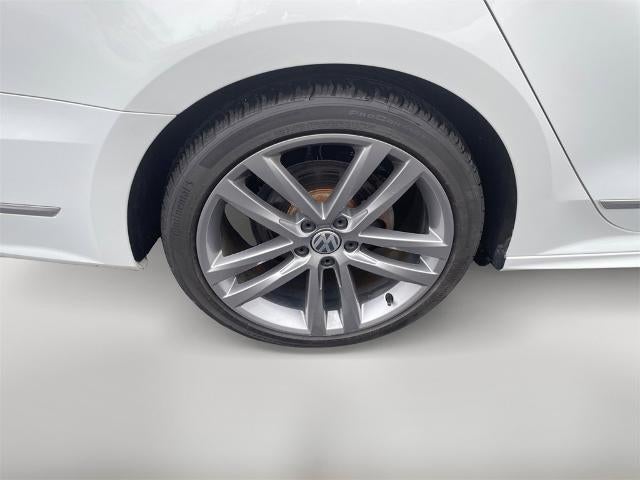 2017 Volkswagen Passat 1.8T R-Line