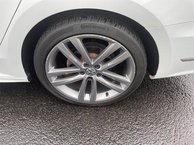 2017 Volkswagen Passat 1.8T R-Line