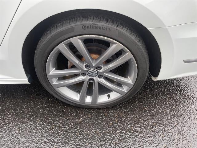 2017 Volkswagen Passat 1.8T R-Line