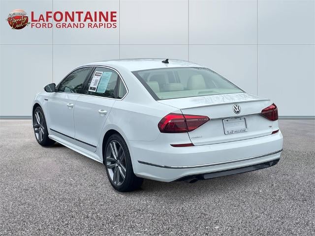 2017 Volkswagen Passat 1.8T R-Line
