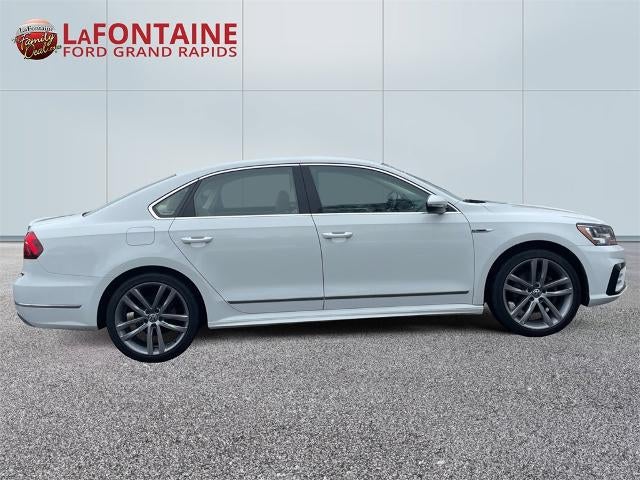2017 Volkswagen Passat 1.8T R-Line