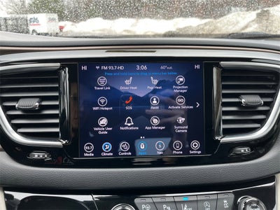 2018 Chrysler Pacifica Touring L Plus