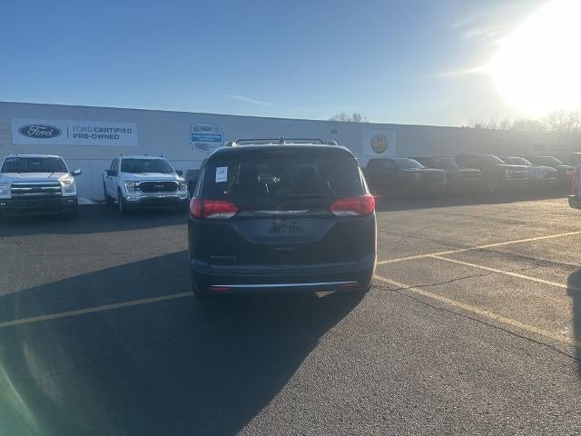 2018 Chrysler Pacifica Touring L Plus