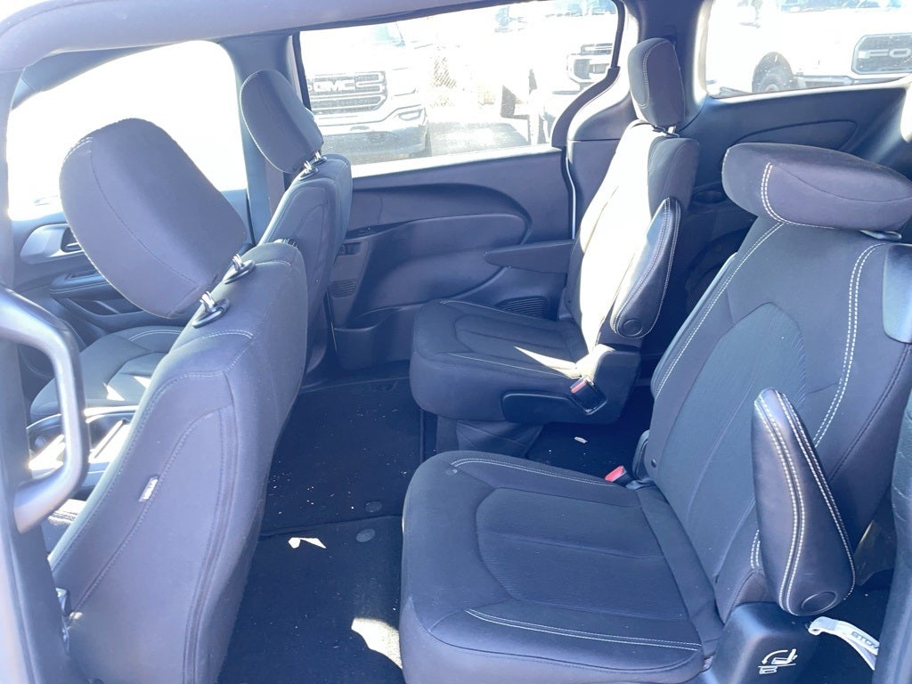 2023 Chrysler Pacifica Touring