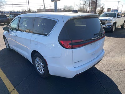 2023 Chrysler Pacifica Touring