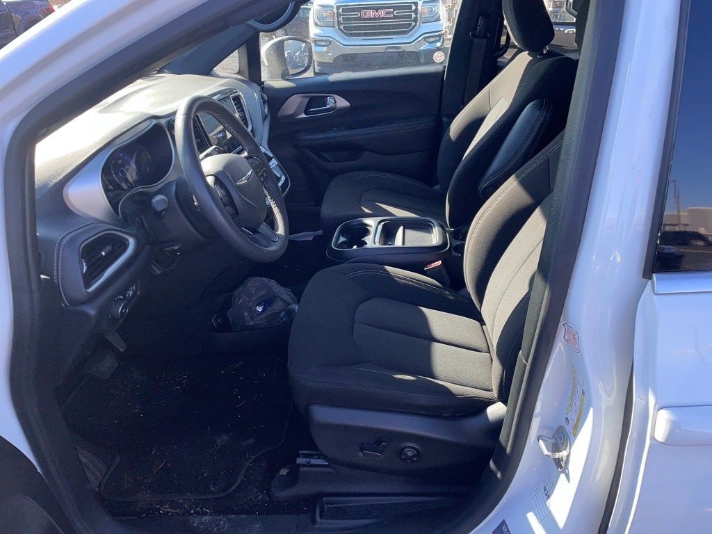 2023 Chrysler Pacifica Touring