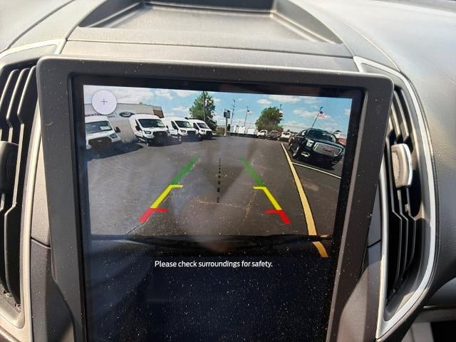 2022 Ford Edge SE