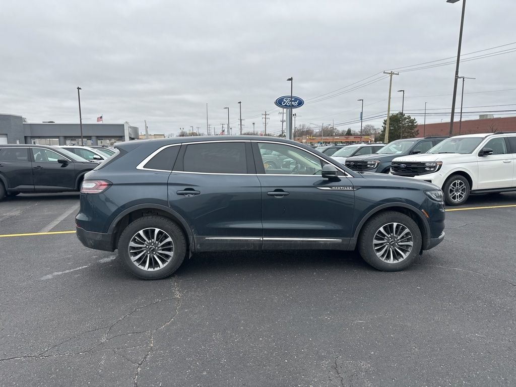 2023 Lincoln Nautilus Reserve