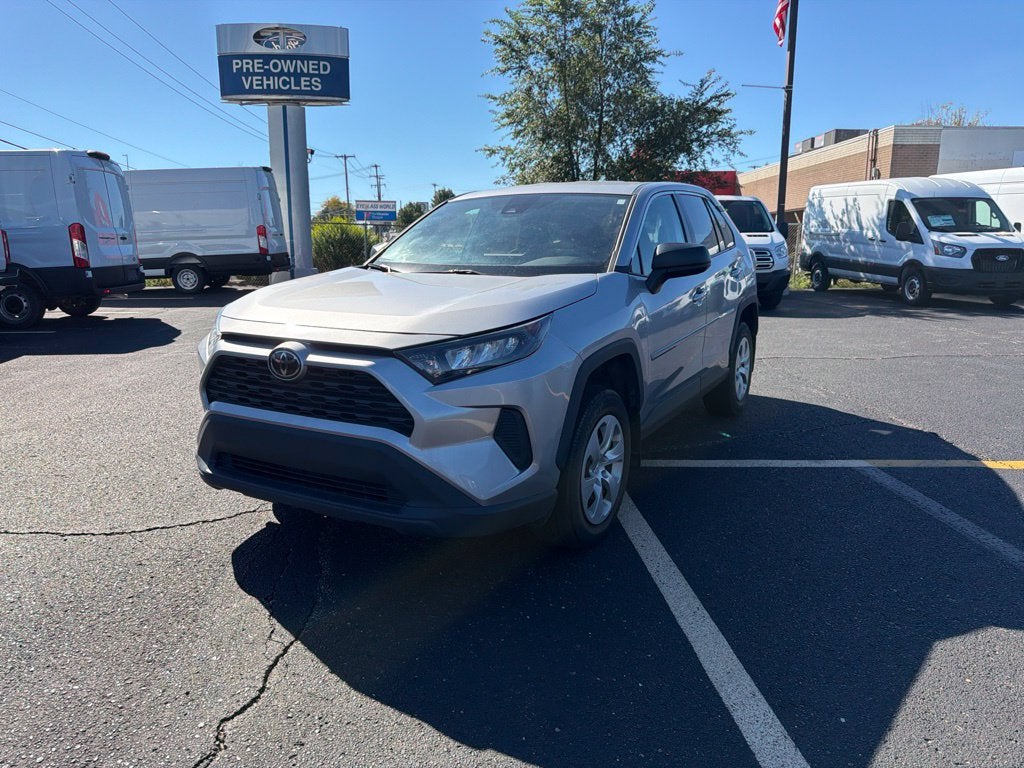2022 Toyota RAV4 LE