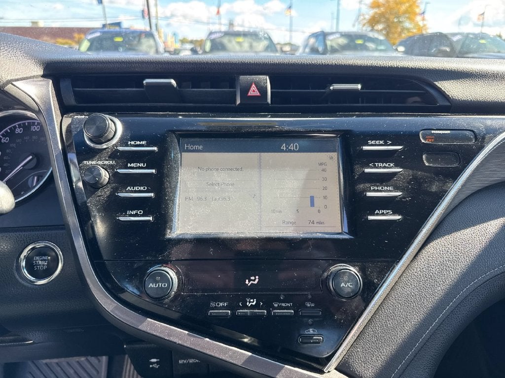 2018 Toyota Camry SE
