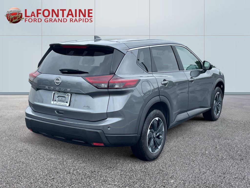 2025 Nissan Rogue SV