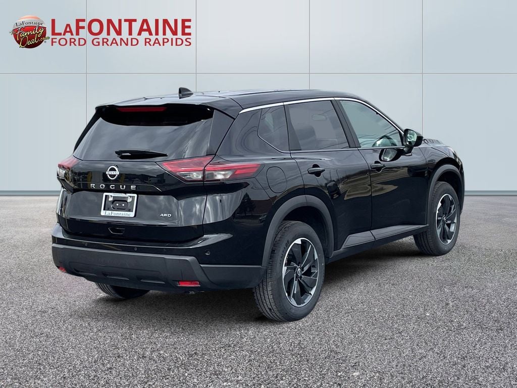 2025 Nissan Rogue SV