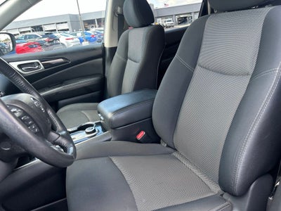 2019 Nissan Pathfinder SV