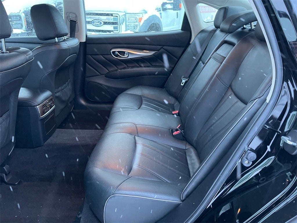 2015 INFINITI Q70L 3.7X