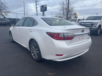 2018 Lexus ES 300h