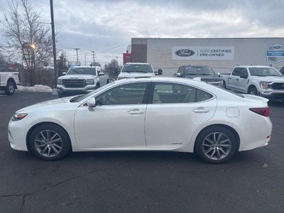 2018 Lexus ES 300h
