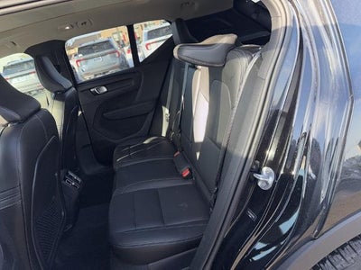 2024 Volvo XC40 B5 Plus Bright Theme