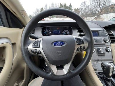 2017 Ford Taurus SE