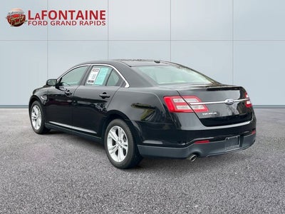 2017 Ford Taurus SE